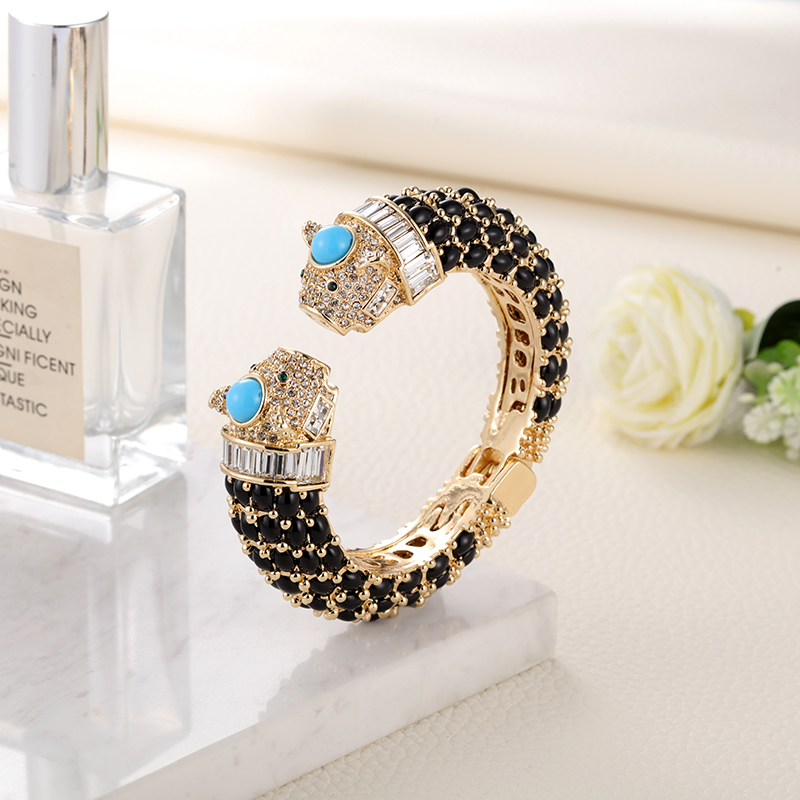 Gelang Hewan Sally's Paradise  - Paradise Jewelry & Watches Llc Miami Photos ulasan dan harga