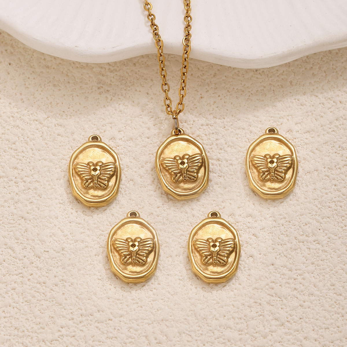 6pcs Liontin Kupu-kupu Oval da - Butterfly Pendant Necklace ulasan dan harga